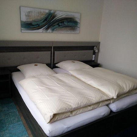 Hotel Alfa Neu-Isenburg Phòng bức ảnh